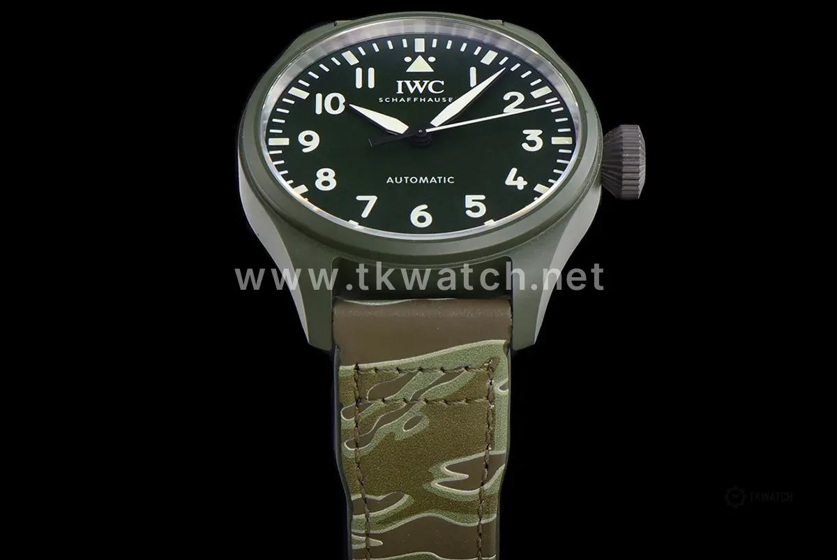 Big Pilot’s Watch 43 IW329802 Top Gun Edition Woodland on Camo Strap - Image 10