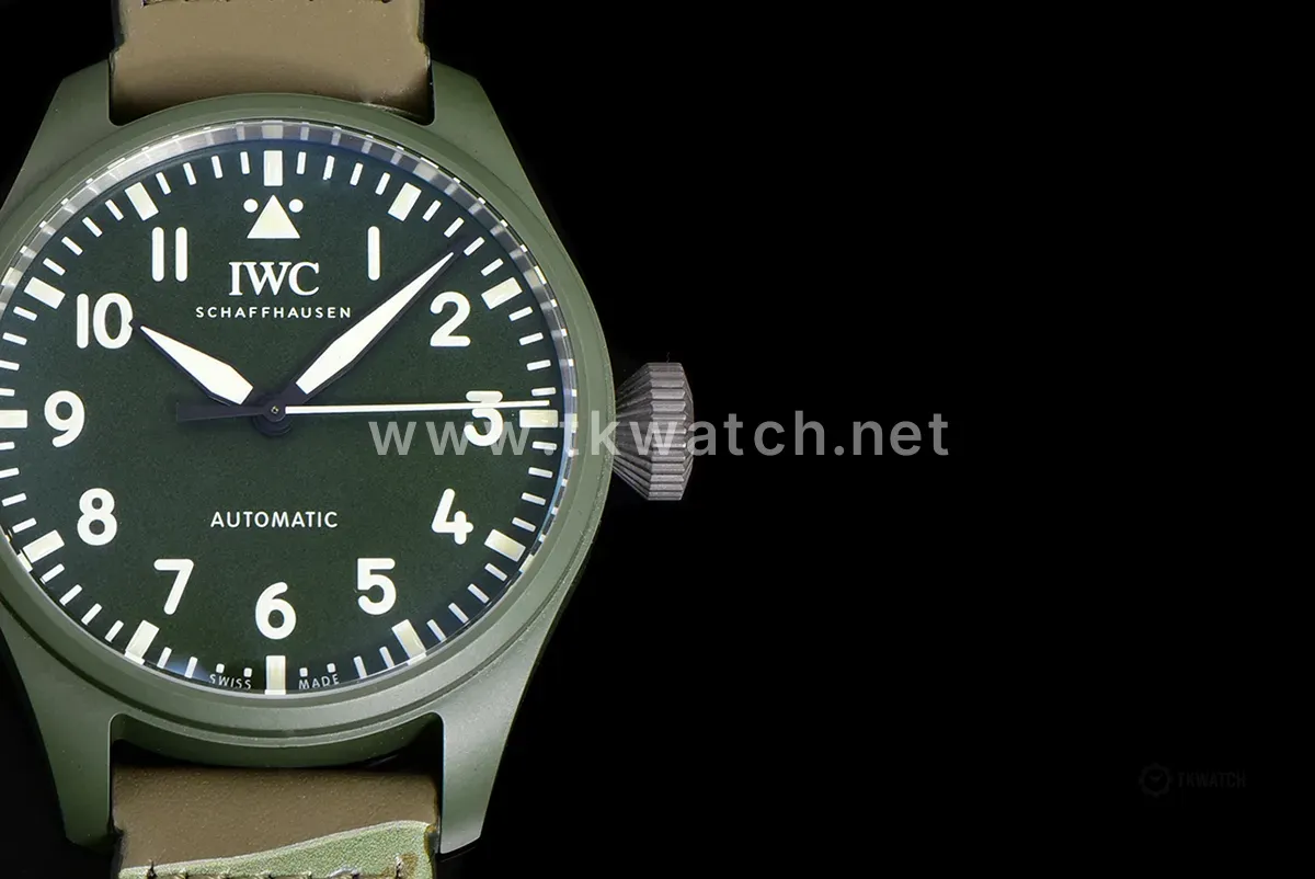 Big Pilot’s Watch 43 IW329802 Top Gun Edition Woodland on Camo Strap - Image 8