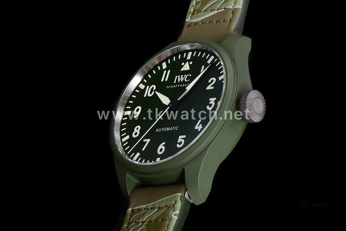 Big Pilot’s Watch 43 IW329802 Top Gun Edition Woodland on Camo Strap - Image 7