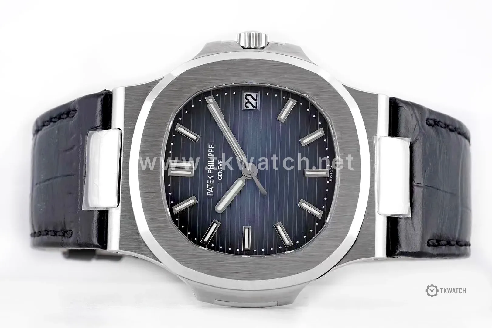 Nautilus Jumbo 5711 Blue Dial in Steel with Black Leather Strap - Image 3