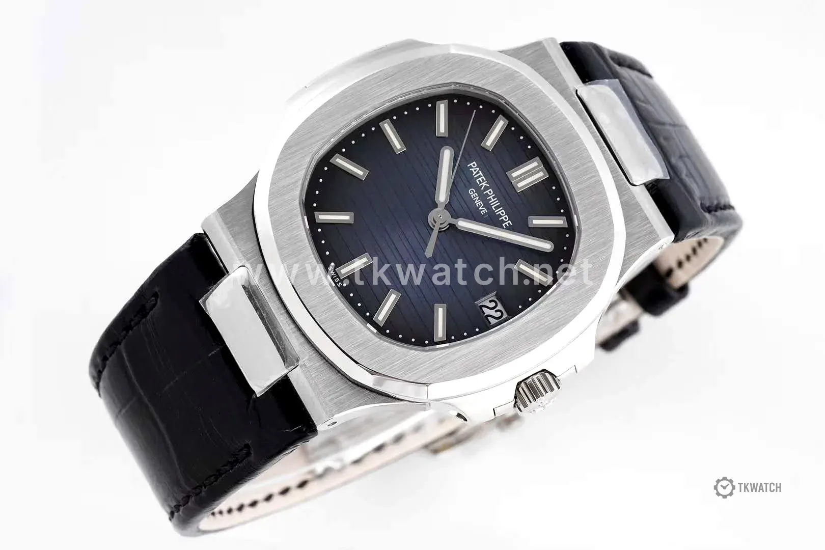 Nautilus Jumbo 5711 Blue Dial in Steel with Black Leather Strap - Image 2